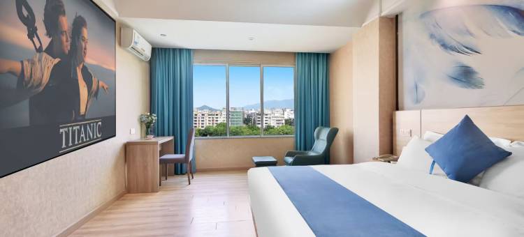 百合酒店(阳西西湖店)图片