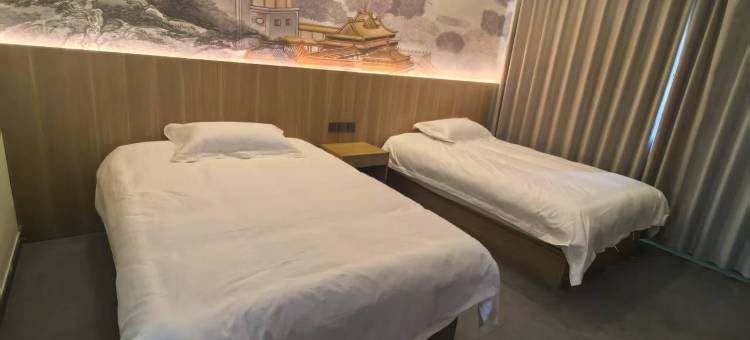 布尔津金华玺假日酒店图片