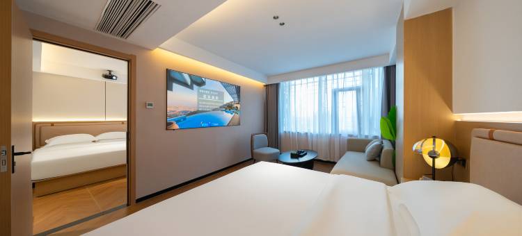 汕头菲乐·美居酒店(万象城龙眼南路美食街店)图片