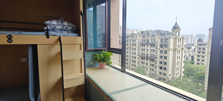 晨瑜伽女生青旅(石家庄万象汇店)图片