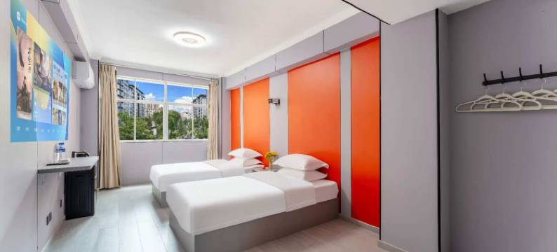 新里程酒店(天人中学店)图片