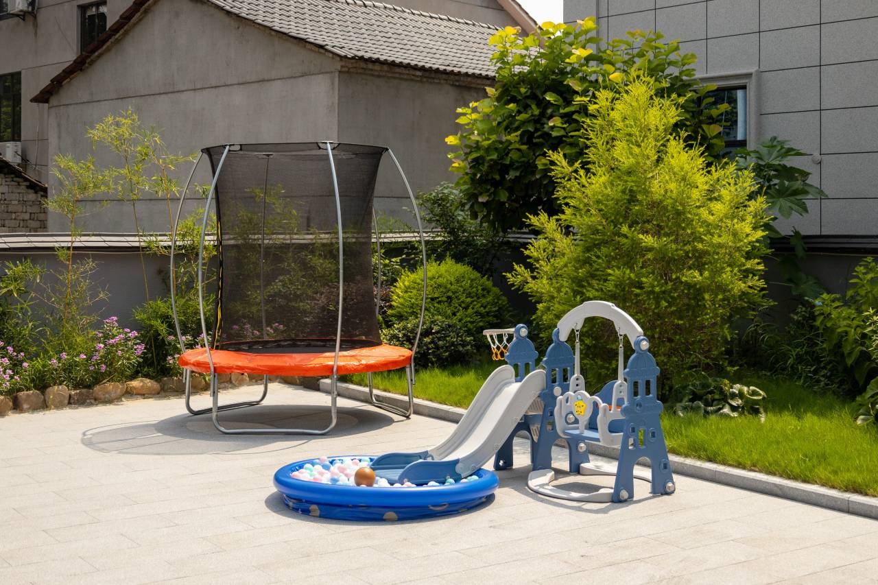 花筑·枫林晚民宿(桐庐OMG心跳乐园店)图片