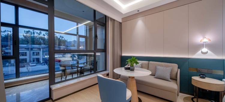 可可托海盛泰酒店图片