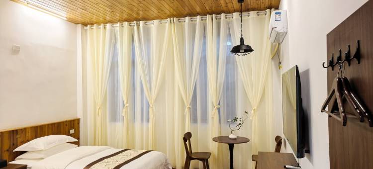 青檐·花园里民宿(会同高椅古村店)图片