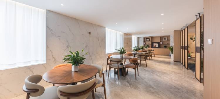 潮漫酒店(青岛草原高尔夫黑龙江中路店)图片