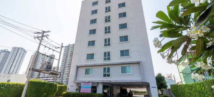 暹罗普里维联排别墅酒店(Townhouse Siam Privi Hotel)图片