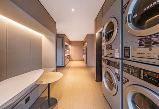 JI Hotel (Chongqing Jiefangbei Pedestrian Street) Hotel Overview