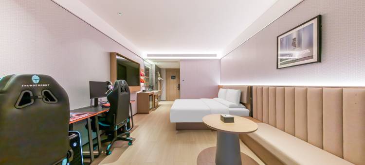 雷神电竞(米易时光水街店)图片