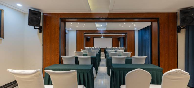 华客嘉城酒店(襄阳火车站店)图片