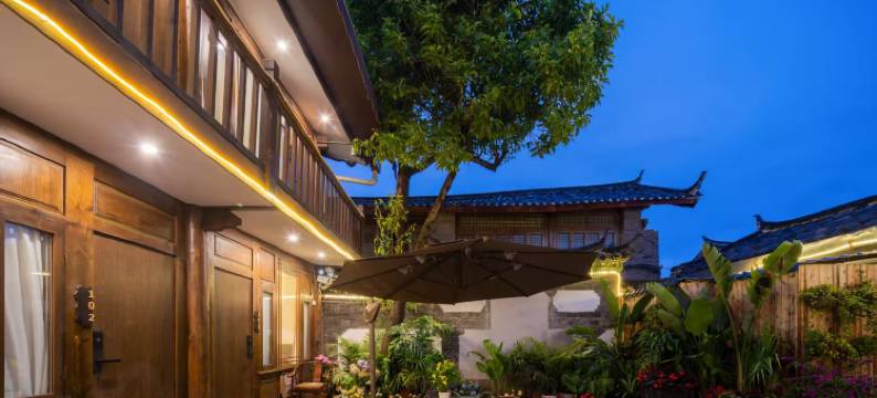 芳华设计师Music美宿(古城忠义市场店)图片