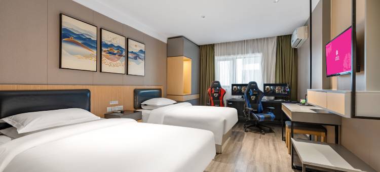 地平线电竞民宿(淮安清江商场店)图片