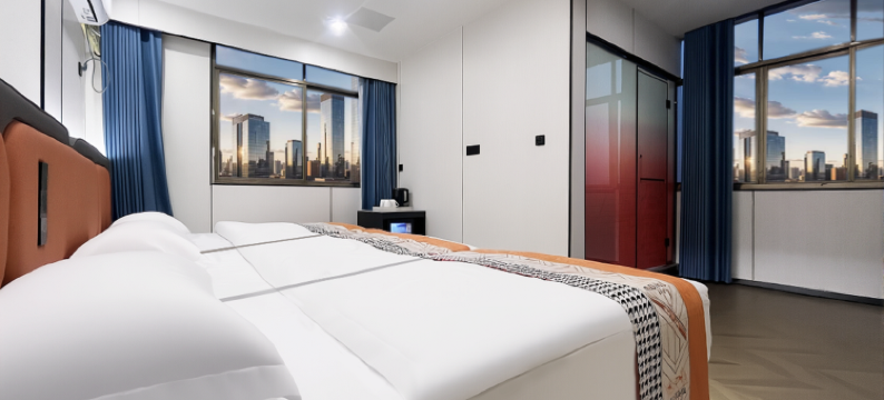 飓龙电竞酒店(高安鹏泰百货店)图片