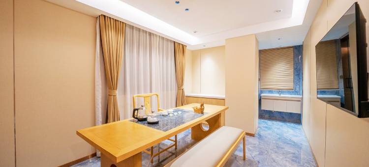 花筑·润和万庭江景民宿(潮人公园店)图片