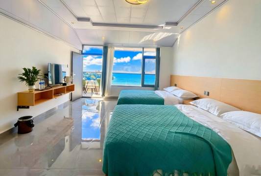 大理蓝屿半山观景民宿(双廊洱海店)