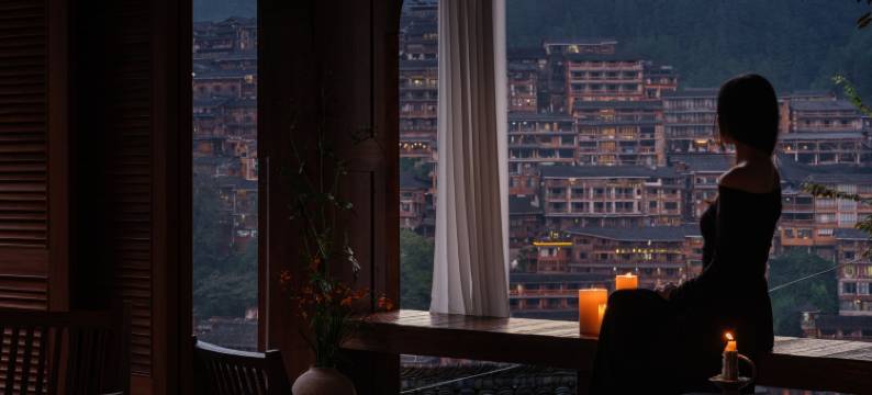 见山·也东Chill全景民宿(西江千户苗寨店)图片
