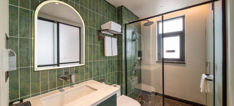 安棠公馆(廉江安铺骑楼老街牌坊店)图片