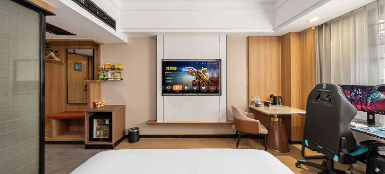 雷神电竞酒店(岳阳楼步行街店)图片