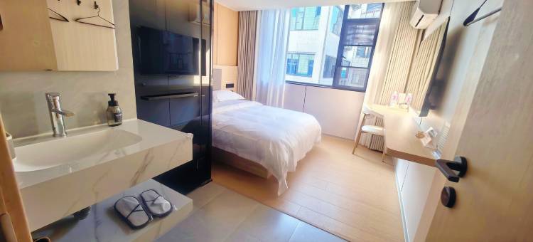 鑫泰酒店(昆明火车站双桥夜市风情街店)图片