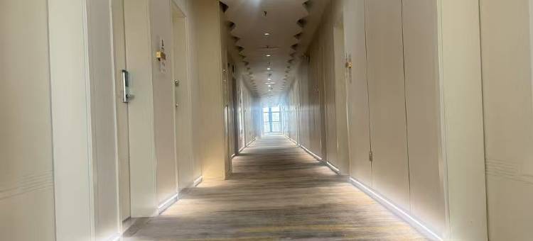 昆山百澜地酒店(紫竹路招商花园城店)图片