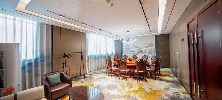 沙湾德荣酒店(沙湾和平广场店)图片