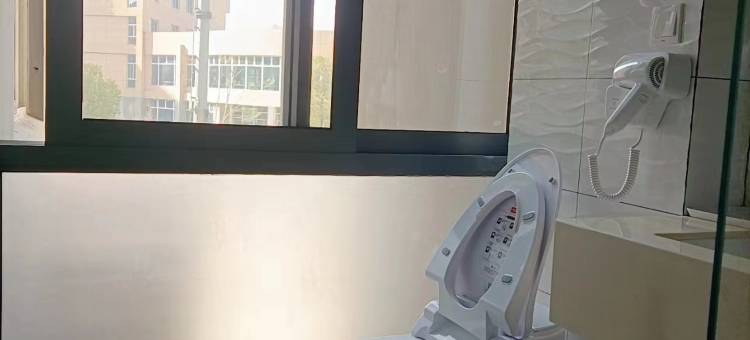 莲花湖畔杨梅树宾馆(江苏消防鉴定站店)图片