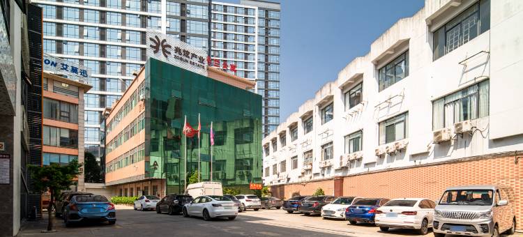 多多牛电竞酒店(南城店)图片