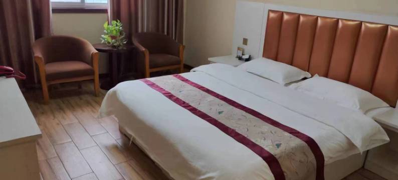 甲天泉洗浴宾馆(许昌高铁北站店)图片