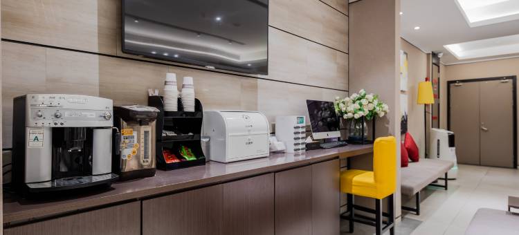 如家精选酒店(南京新街口地铁站德基广场店)图片