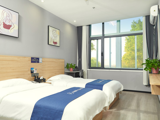 清居酒店(洛阳师范学院新源路店)