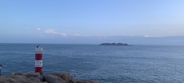 Losum爱夏·后会有期海景民宿(东极庙子湖店)图片