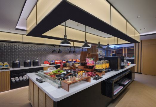 Park Inn by Radisson Hotel (DeBai Plaza Branch, Yucheng High tech Zone) Hotel Overview