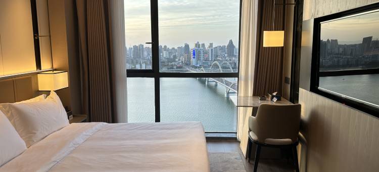 万庭酒店(滨江生态公园吉安火车站店)图片