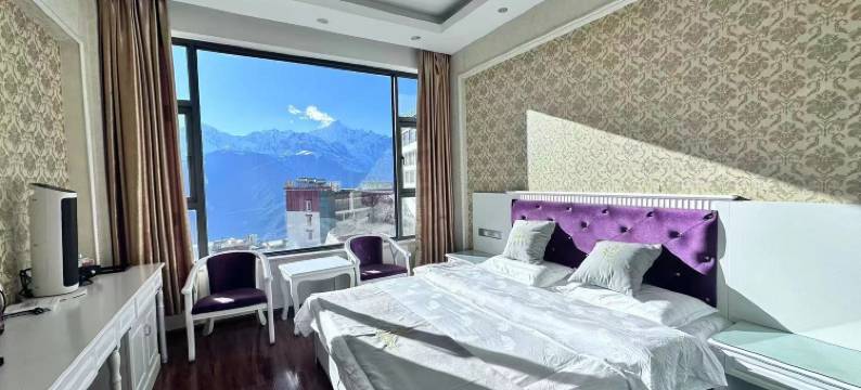 德钦格瓦坚景观酒店图片