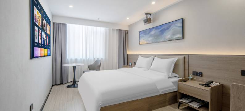 林荫枫舍酒店(栾城商博瑞商场店)图片