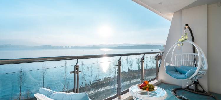 泊悦·海景日出观景美宿(大理洱海生态廊道店)图片