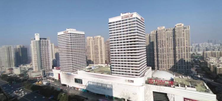 江南·半舍观影民宿酒店(蚌埠南翔城市广场万达广场店)图片