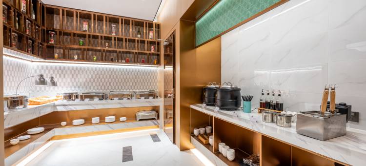 白玉兰酒店(武汉蔡甸经开常福工业园店)图片