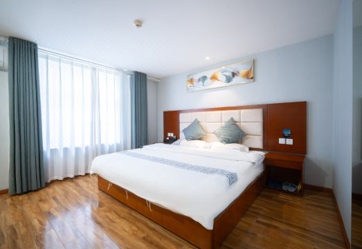 锦辰假日酒店（九寨沟游客中心店）外景图