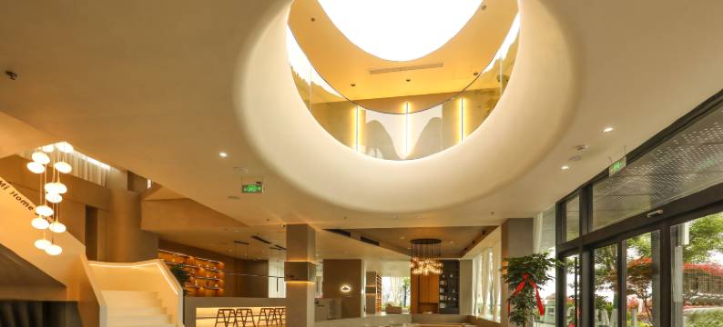 几米云酒店(青岛金沙滩吾悦广场店)图片