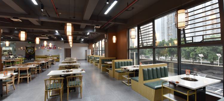 迪思雅酒店(南宁广西大学三十三中地铁站店)图片