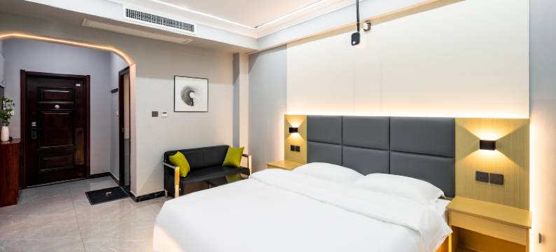 华阳公寓(西安纺织城地铁站唐都医院店)图片