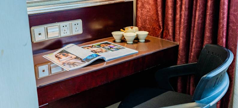 梦飞酒店(西安钟鼓楼大差市地铁站店)图片