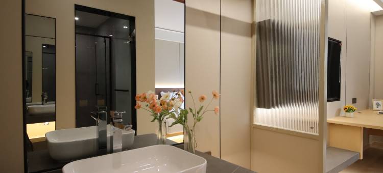 曲靖金凤凰芮汐酒店(沾益玉林广场店)图片