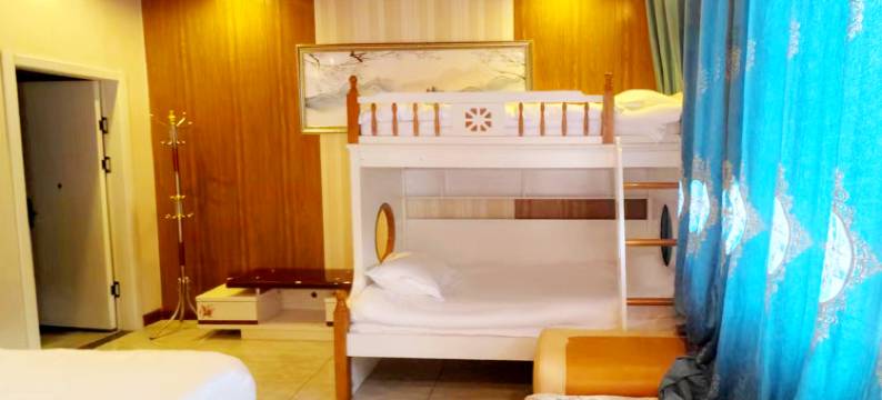 清逸民宿(那拉提旅游风景区店)图片