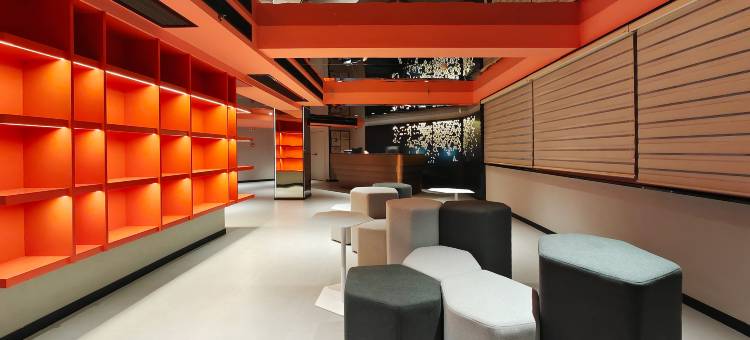 简滋酒店(湘潭万达广场店)图片