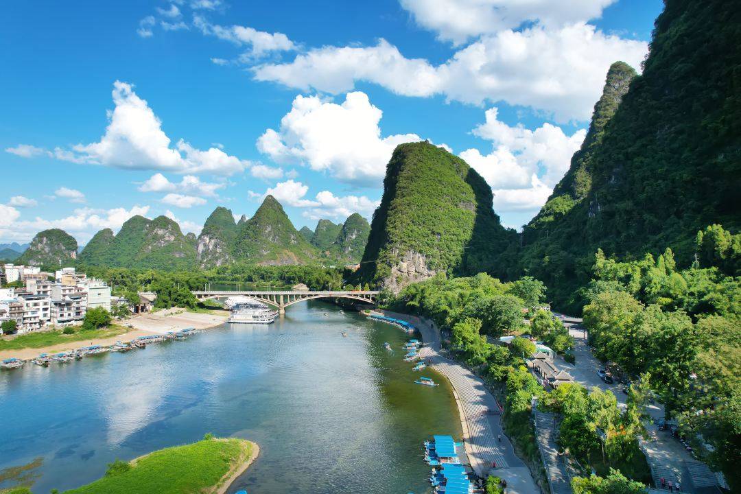 朗云花园酒店(阳朔西街漓江店)图片