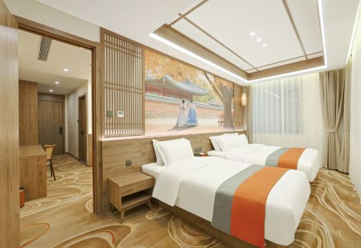 鲜舍度假酒店（延吉金达莱广场店）外景图