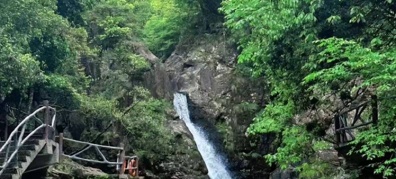 桐庐岭上白云民宿(白云源度假区店)图片