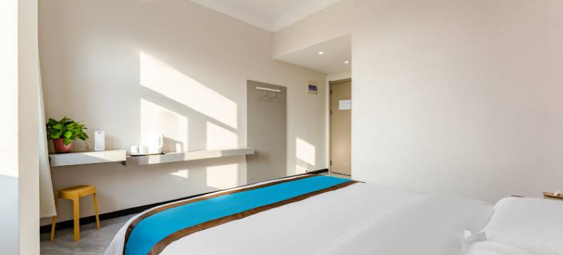 柚青春酒店(龙子湖高校区小夏街店)图片