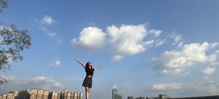 陌上花开民宿(七星岩石牌里店)图片